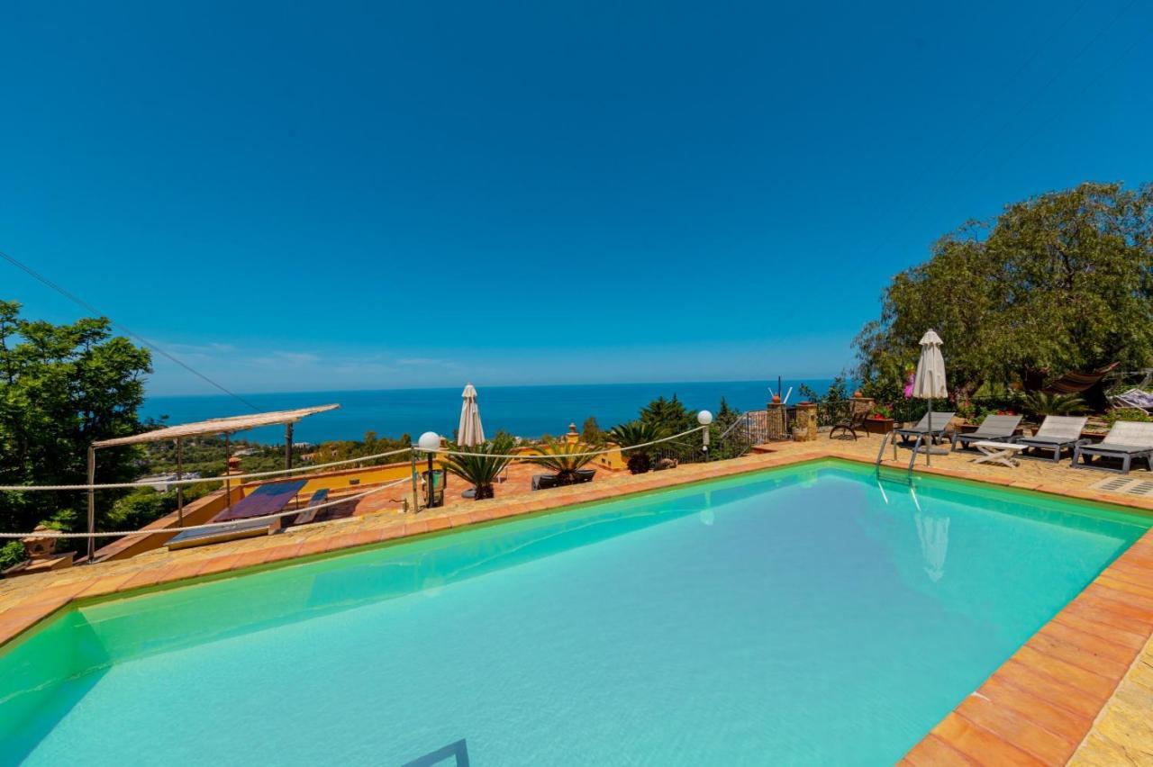 Residence Agape Чефалу Экстерьер фото